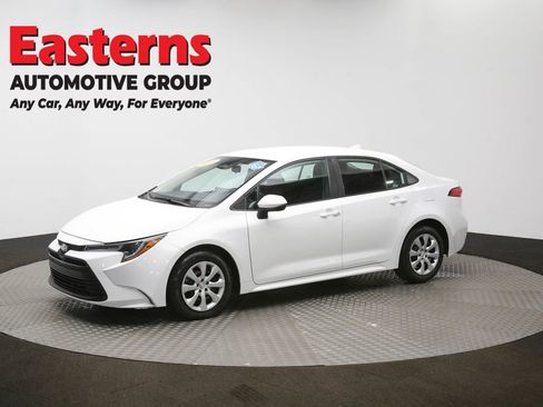 Used 2024 Toyota Corolla LE FWD image 56