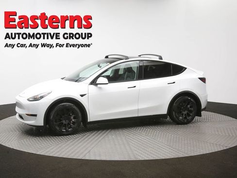 Used 2021 Tesla Model Y Long Range image 55