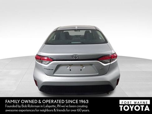 Used 2024 Toyota Corolla LE image 8