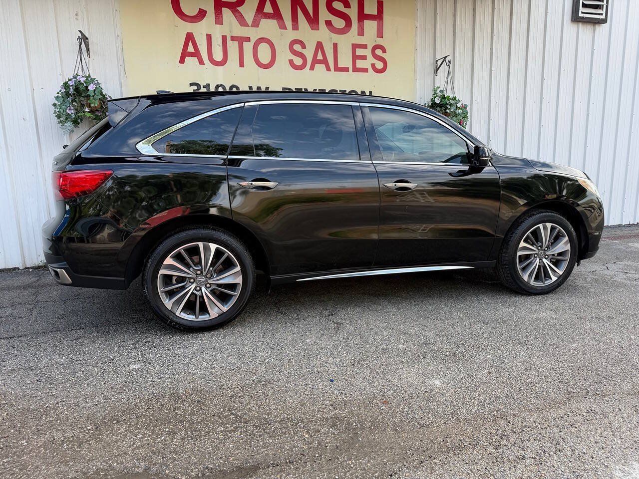 Used 2017 Acura MDX w/ Technology Package FWD image 4
