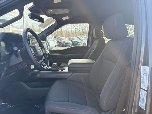 Used 2024 Ford F150 XLT w/ XLT Black Appearance Package image 9
