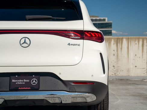 Used 2023 Mercedes-Benz EQE 350+ 4MATIC SUV image 9