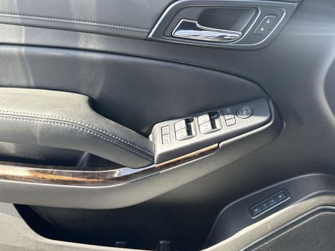 Used 2019 Chevrolet Tahoe LT image 22