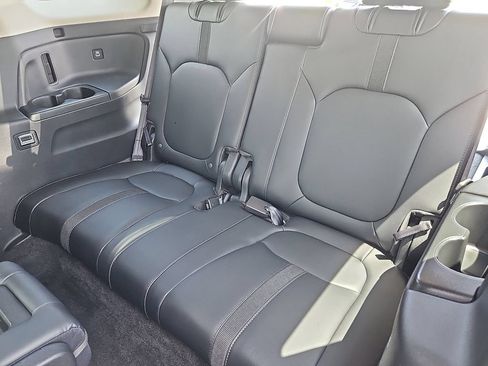 Certified 2023 Honda Pilot EX-L image 32