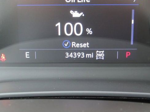 Used 2024 Cadillac XT5 Sportv w/ LPO, Floor Liner Package AWD/4WD image 31