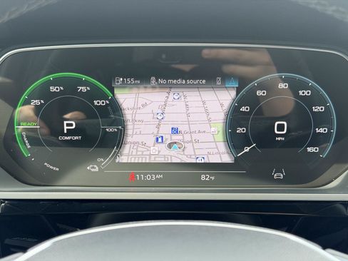 Certified 2024 Audi Q8 e-tron Prestige w/ Prestige Package AWD/4WD image 31