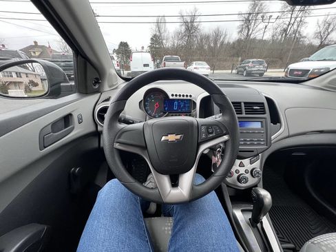 Used 2015 Chevrolet Sonic LS image 15