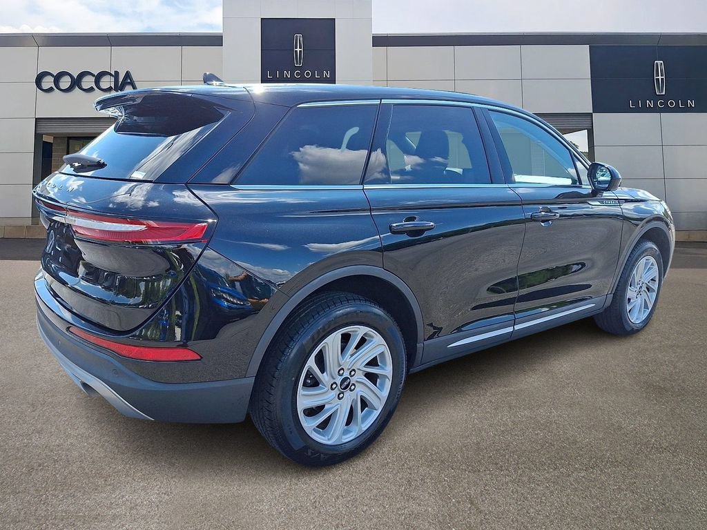 Certified 2023 Lincoln Corsair AWD image 4