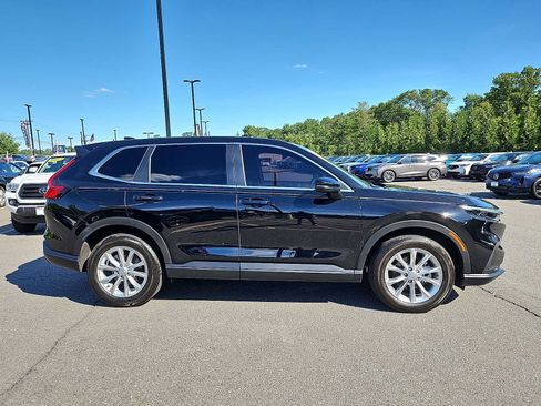 Used 2025 Honda CR-V EX image 8