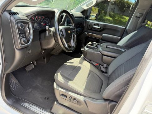 Used 2023 Chevrolet Silverado 2500 LT w/ Convenience Package AWD/4WD image 12