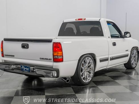 Used 2000 Chevrolet Silverado 1500 LS image 23