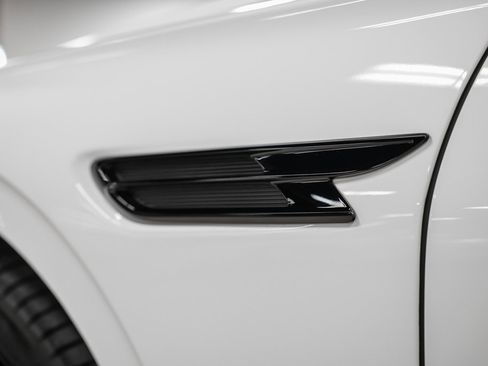 Used 2023 Bentley Flying Spur W12 image 16