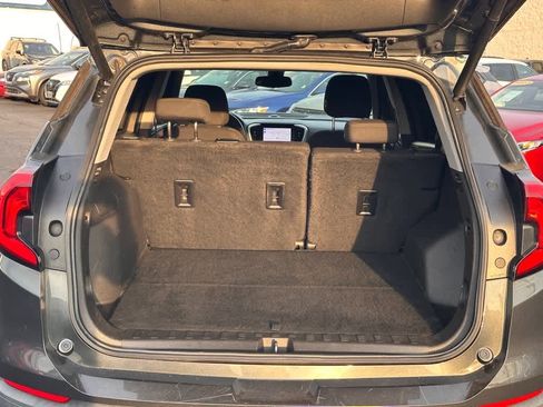 Used 2020 GMC Terrain SLE w/ Driver Convenience Package image 27