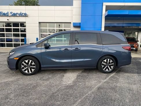 Used 2025 Honda Odyssey EX-L image 2