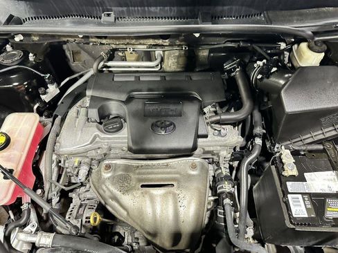 Used 2015 Toyota RAV4 LE AWD/4WD image 39