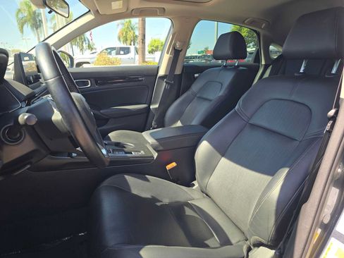 Used 2024 Honda Civic EX-L image 19