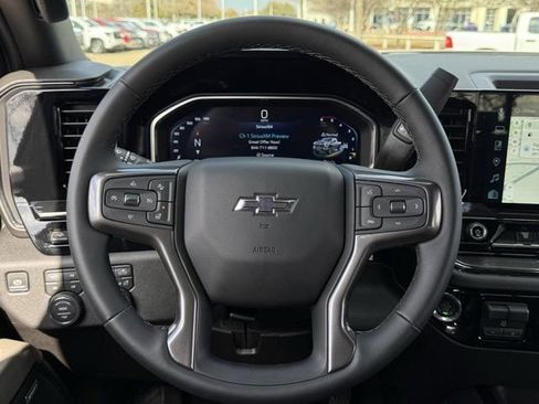 Used 2026 Chevrolet Silverado 2500 ZR2 image 13