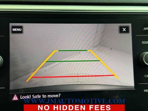 Used 2018 Volkswagen Atlas SE image 34