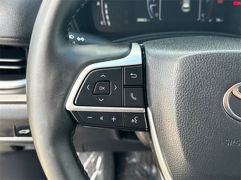 Certified 2024 Toyota Grand Highlander XLE image 21