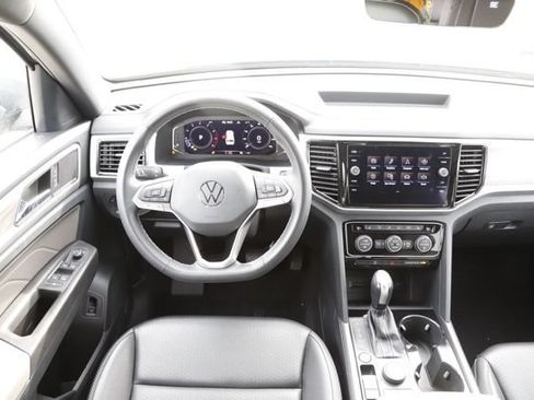 Used 2022 Volkswagen Atlas Cross Sport SE AWD/4WD image 20