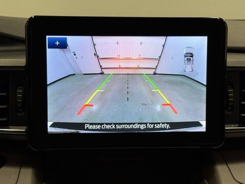 Used 2023 Ford Explorer XLT w/ Equipment Group 202A image 28