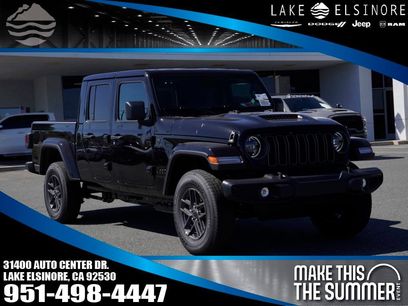 New 2026 Jeep Gladiator Sport