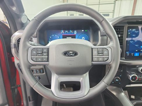 Used 2025 Ford F150 Lariat AWD/4WD image 26