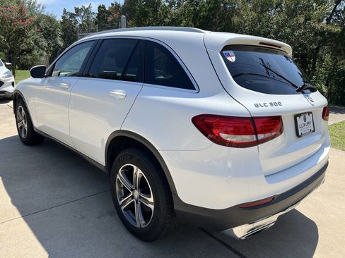 Used 2016 Mercedes-Benz GLC 300 image 7