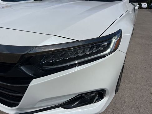Used 2022 Honda Accord Sport image 9