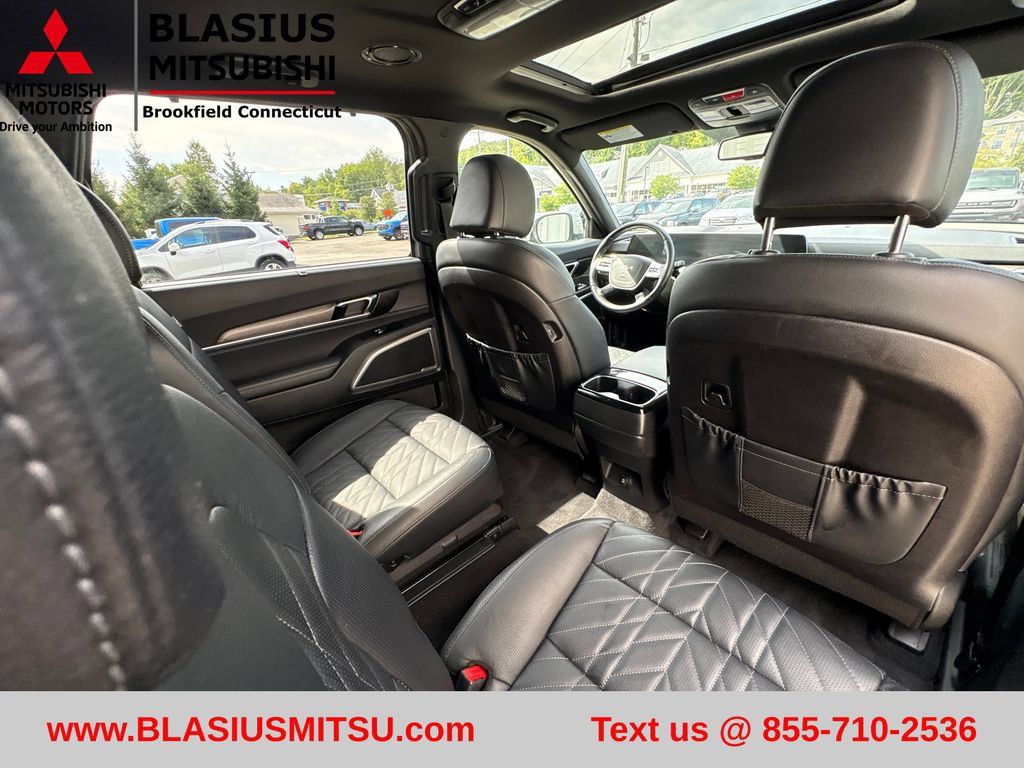 Used 2025 Kia Telluride EX X-Line AWD/4WD image 47
