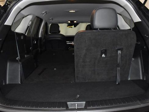 Used 2024 Kia Sorento S image 38