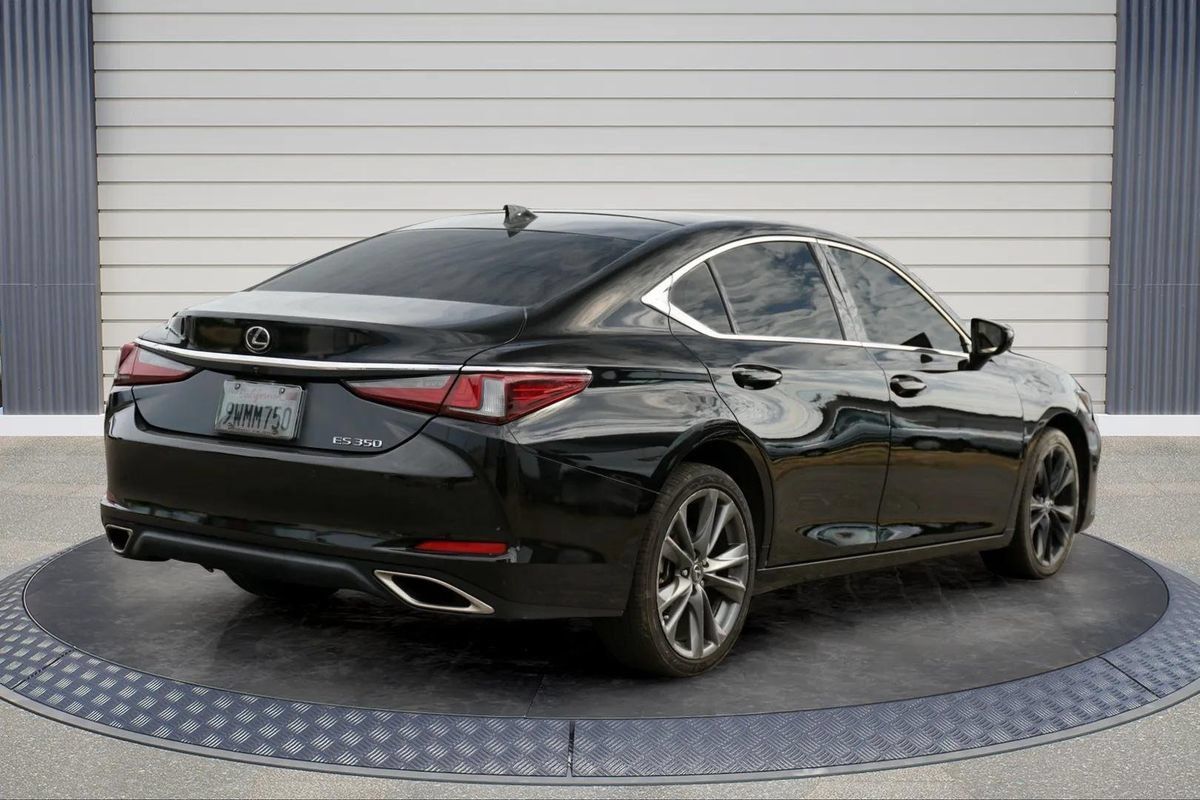 Used 2020 Lexus ES 350 w/ Premium Package FWD image 7