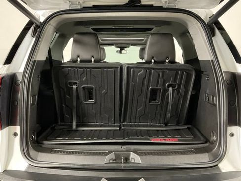 Used 2023 GMC Acadia SLT w/ Elevation Edition AWD/4WD image 40