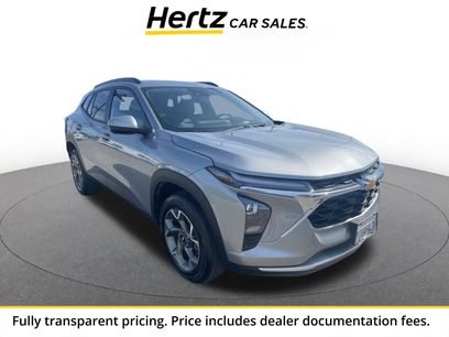 Used 2025 Chevrolet Trax LT w/ LT Convenience Package