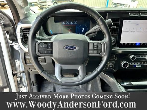 Used 2024 Ford F250 Lariat w/ Lariat Ultimate Package AWD/4WD image 9