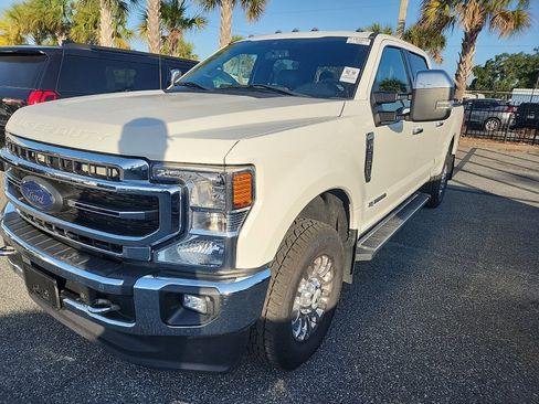 Used 2022 Ford F250 Lariat w/ Lariat Ultimate Package image 2