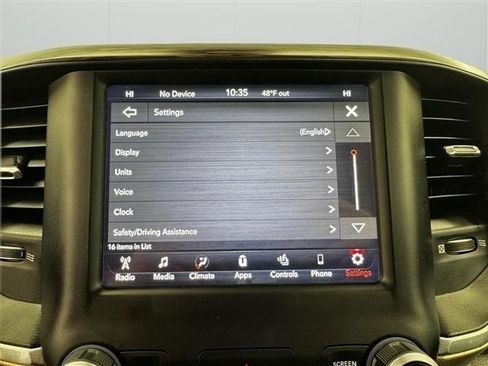 Used 2019 RAM 1500 Laramie AWD/4WD image 34