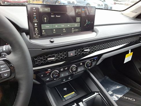 New 2025 Honda Accord Touring image 9