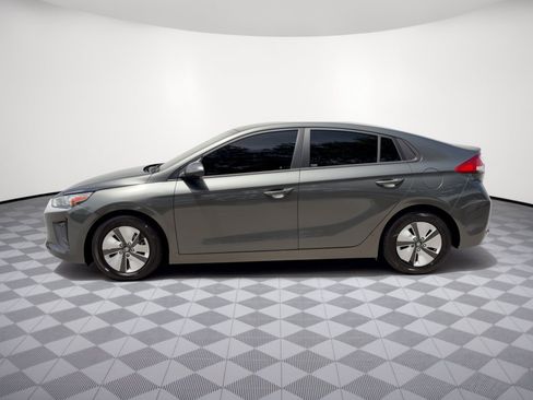 Used 2022 Hyundai Ioniq Blue FWD image 2