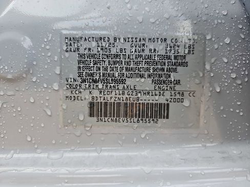 New 2025 Nissan Versa SV w/ Trunk Package image 37