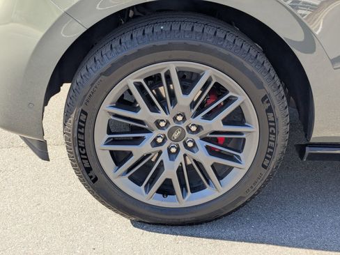 Certified 2025 Ford Expedition Platinum w/ Stealth Performance Package AWD/4WD image 10