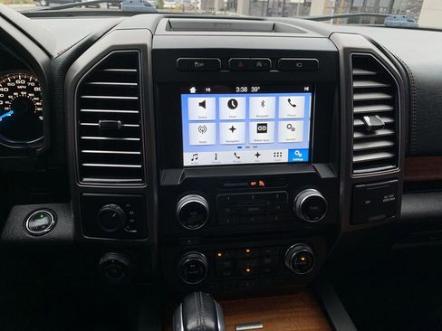 Used 2017 Ford F150 Limited image 28