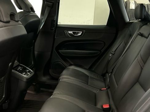 Certified 2023 Volvo XC60 B5 Ultimate image 24