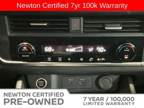 Used 2023 Nissan Rogue SV FWD image 24