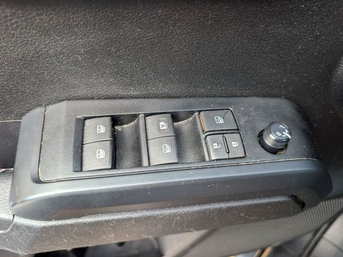 Used 2021 Toyota Tacoma 4x4 Double Cab image 32