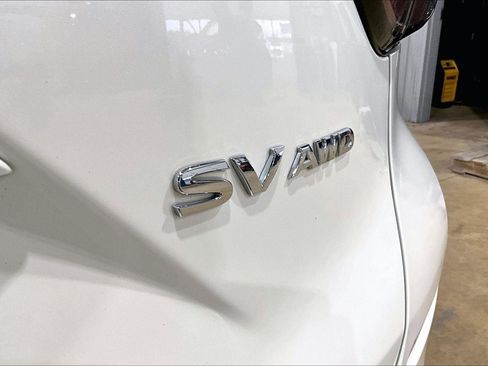 Used 2023 Nissan Murano SV image 8