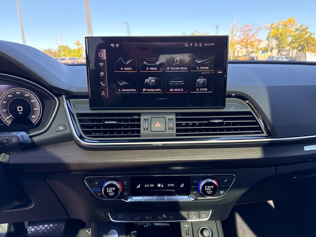 Used 2024 Audi Q5 e Prestige AWD/4WD image 17