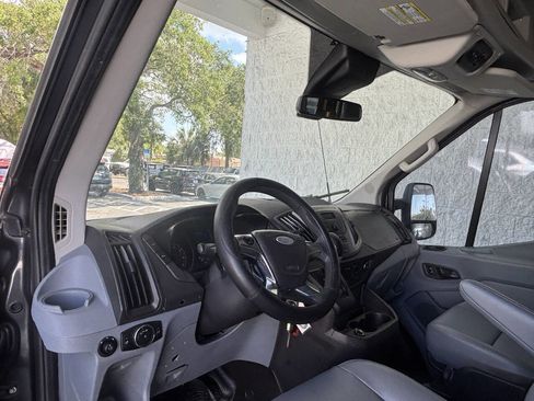 Used 2017 Ford Transit 350 XL RWD image 14