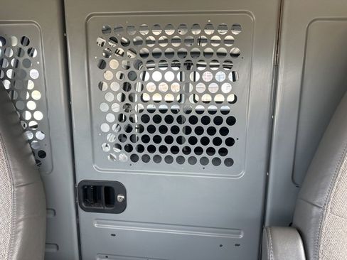 Used 2018 Chevrolet Express 2500 w/ Driver Convenience Package image 27