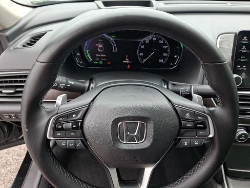 Used 2019 Honda Accord Touring image 20